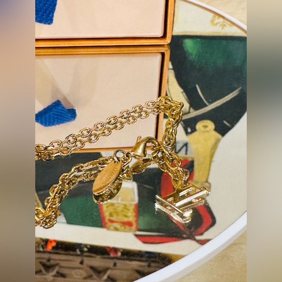 πLOUIS VUITTON Gamble Lucky Dice Swarovski Crystal Gold Tone Necklace Full Inc - Picture 15 of 17